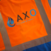 Gilet de sécurité orange fluo, vêtement de protection individuel avec marquage au dos