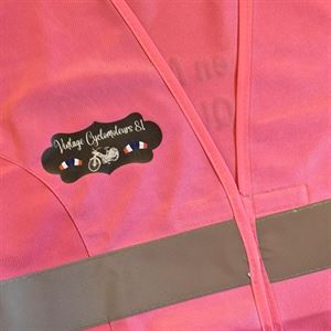 Gilet de sécurité framboise personnalisé pour le club Vintage Cyclomoteurs 81