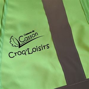 Gilet de sécurité enfant vert lime personnalisé pour Croq'Loisirs, commune de Casson